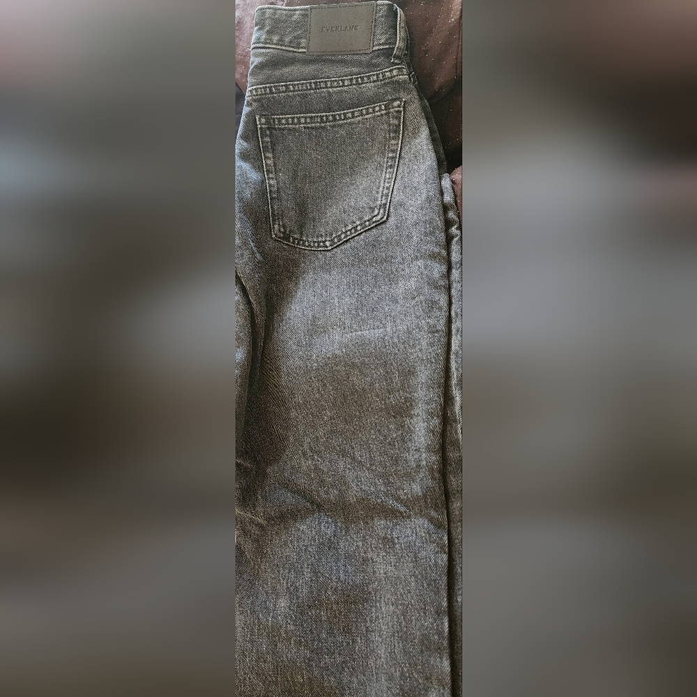 The Curvy 90's cheeky Straight up black and gray the price includes delivery fee